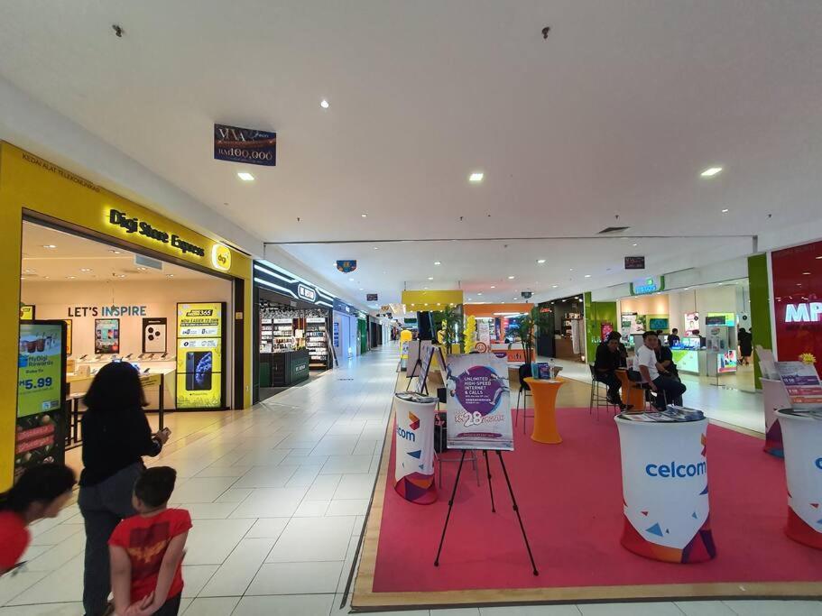 Lovely Jazz 1 3Bedrooms With 2 Card Lv9 Kuching Buitenkant foto